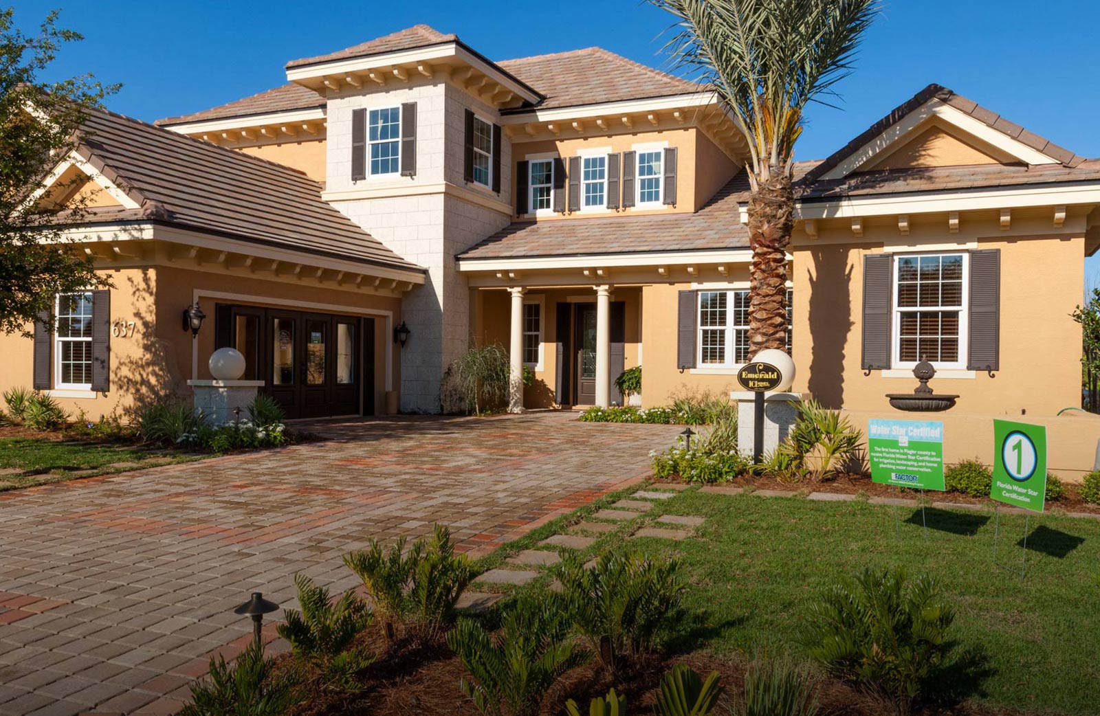 Water star house