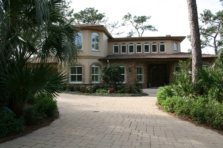 house Spanish-style house